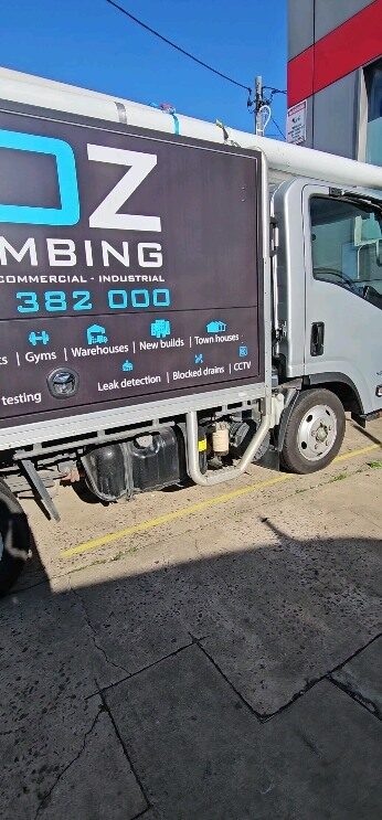 Instagram post from graphix_house. This post is in position 1.